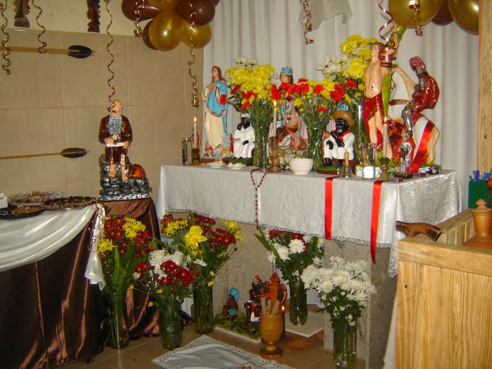 Terreiro de Umbanda Xangô OS TEMPLOS OU TERREIROS. Terreiro de Umbanda Xangô OS TEMPLOS OU TERREIROS.