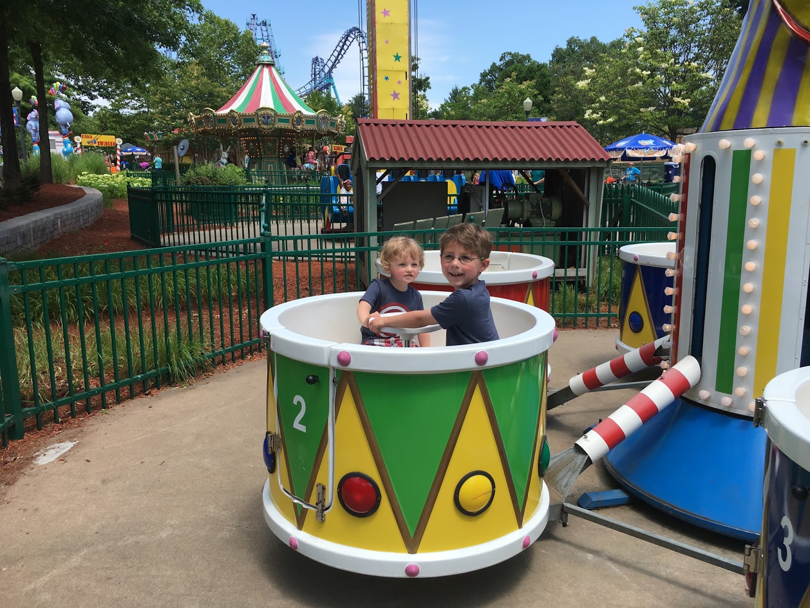 Summer Fun at Lake Compounce {& Promo Code} The Momma Diaries