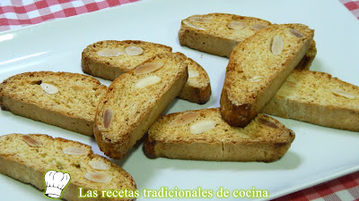 Receta fácil de rosigones de almendra crujientes