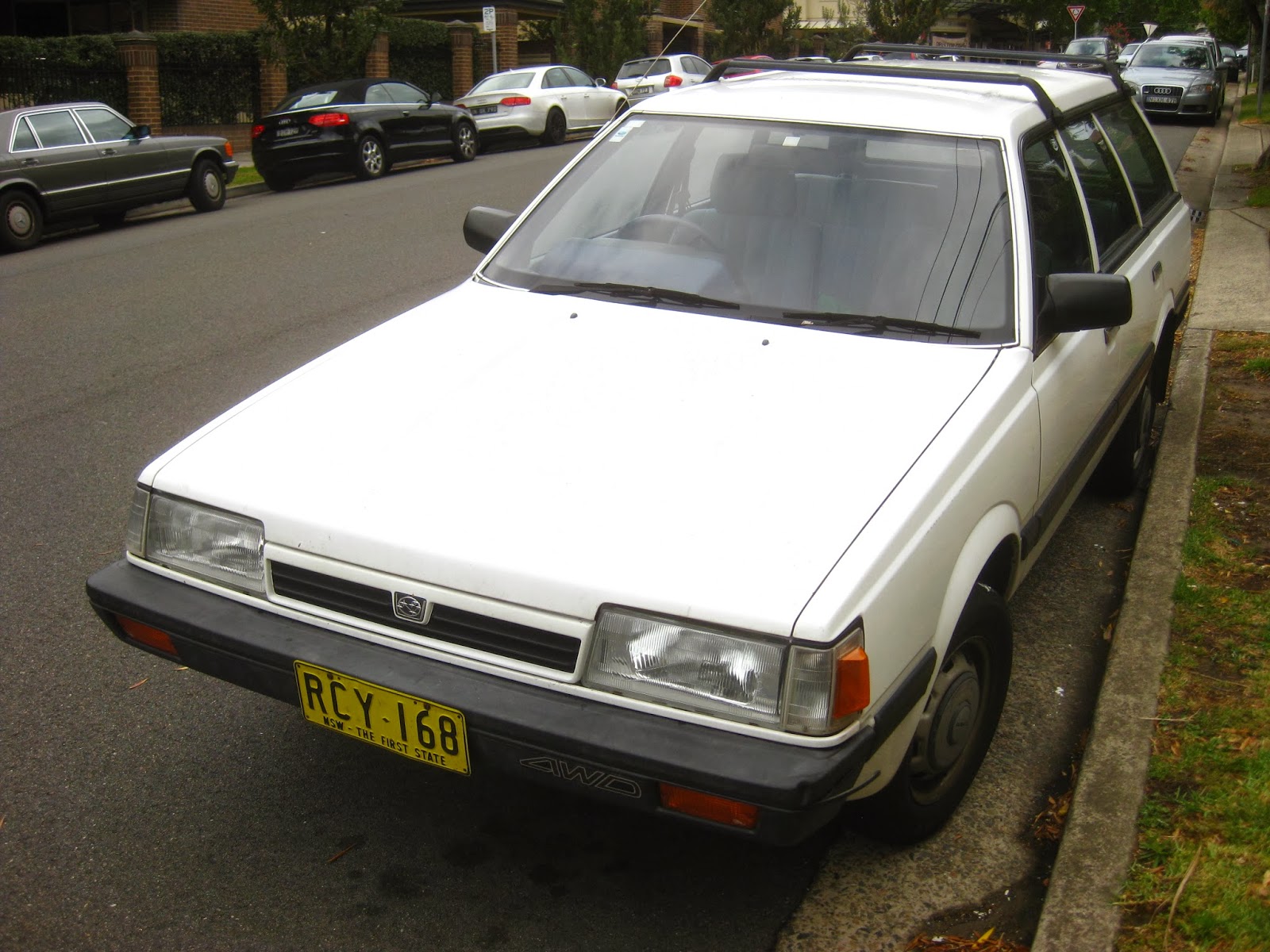 Aussie Old Parked Cars 1989 Subaru L Series 4WD Wagon