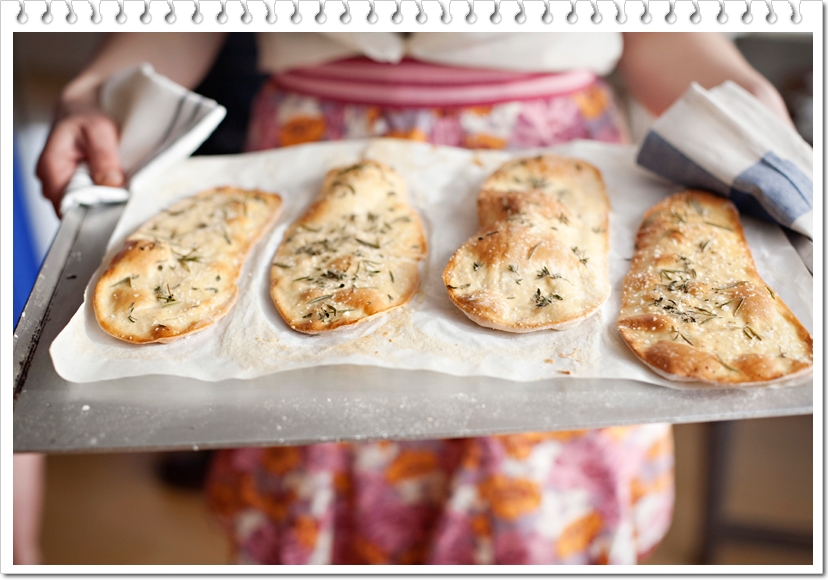 Italian Herbed Flatbread (Recipe with Pictures) Beauty Zone