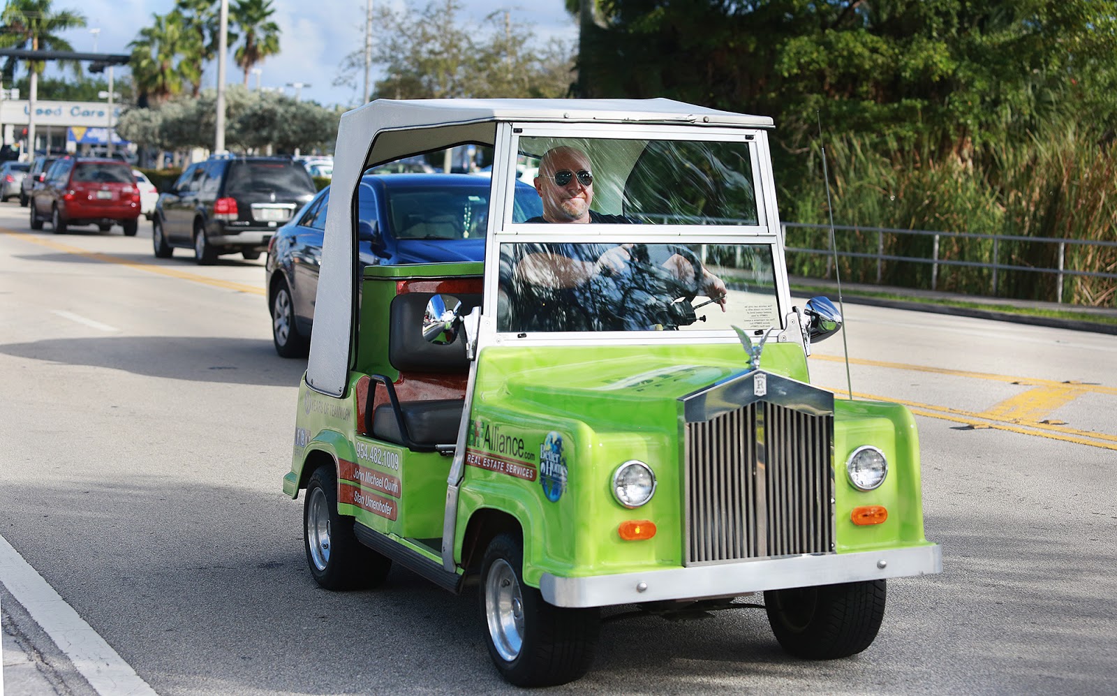 Ex Beantown Cuban Wild about golf carts