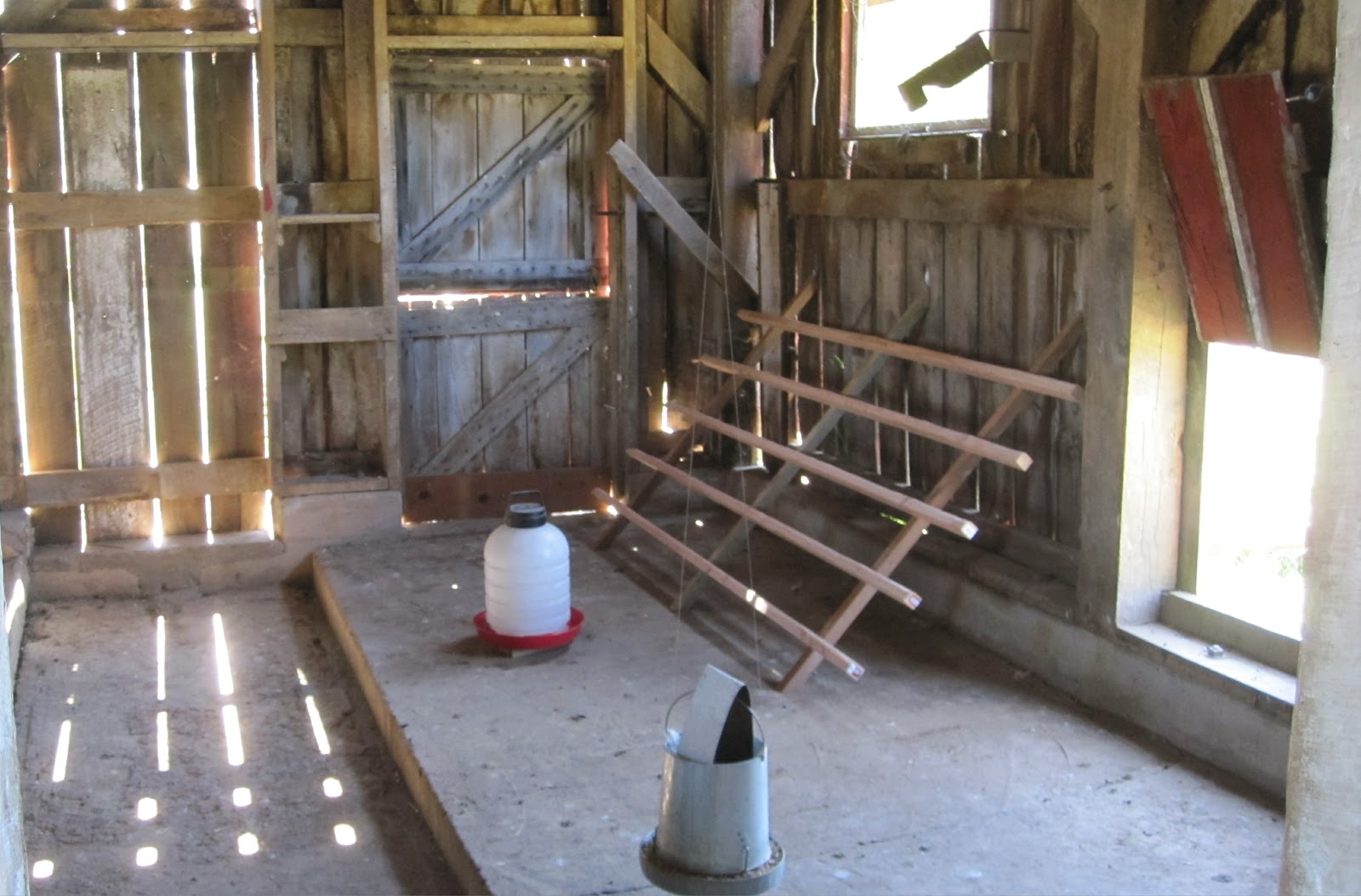 Archive Chicken coop manure box ChickLook