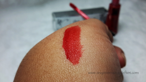 Cecile Long Kisses Lip Gloss 09 Numara Cecile Long Kisses Lip Gloss 09 Numara