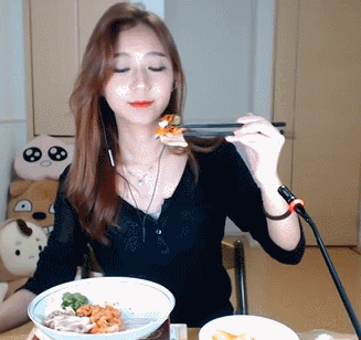 5849fe6032f479b7969fb2f4afaef9fac2518b4a.gif