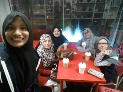 MEK KELATE MARI GANU MEK KELATE MARI GANU