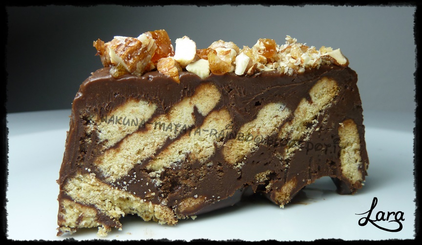 http://cucinaconlara.blogspot.it/2014/04/chocolate-biscuit-cake.html