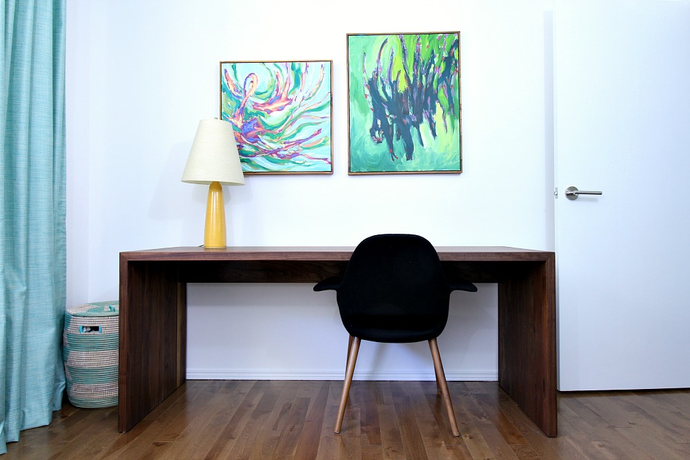 DIY Walnut Desk DIY Solid Walnut Desk Tutorial + Photos // www.danslelakehouse.com // @danslelakehouse
