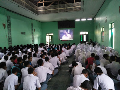 NOBAR LANJUTAN G 30 S / PKI BERSAMA SISWA SISWI SMK N 1 KEDAWUNG