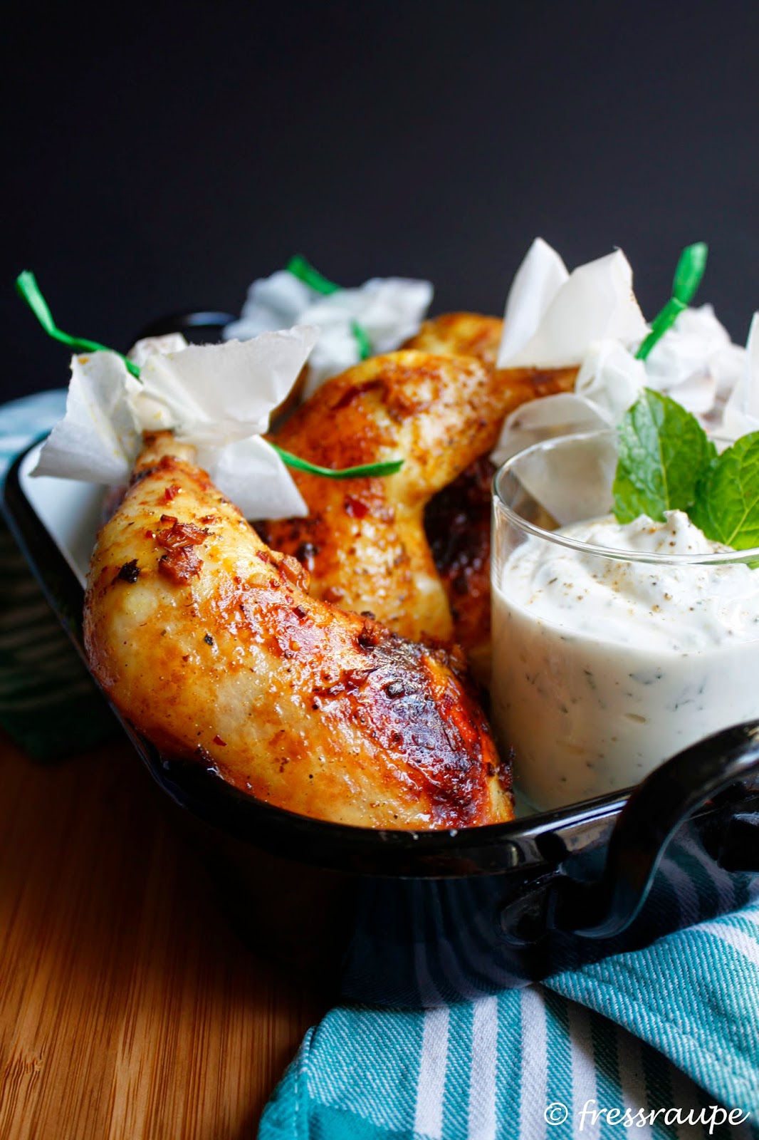 fressraupe: Zum Anbeißen: süß-scharfe Hähnchenschenkel