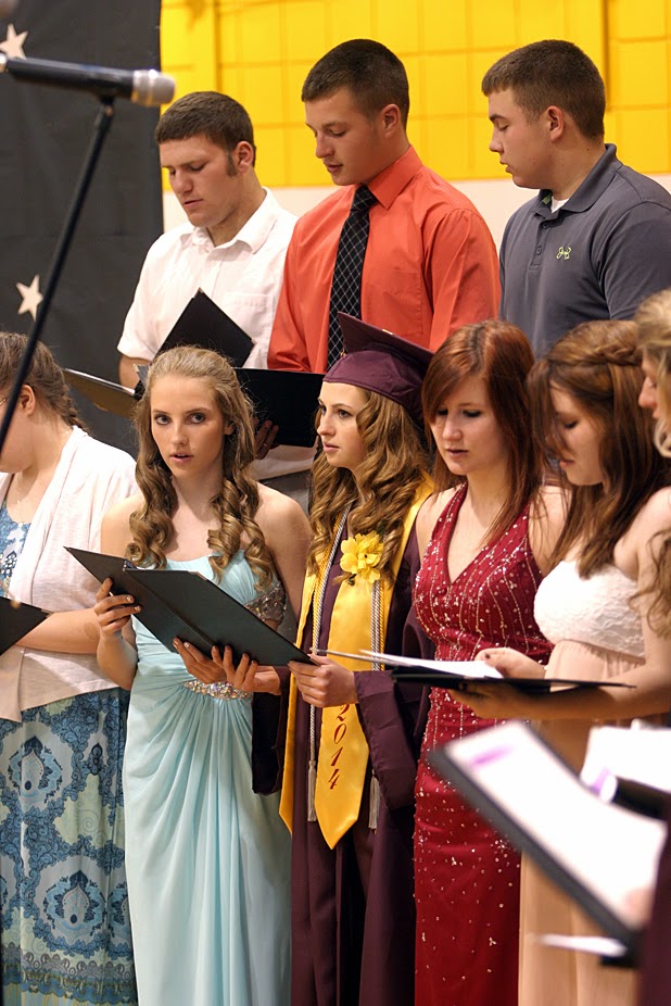 Hutchinson Herald, Menno, South Dakota May 21, 2014 2014 Menno High