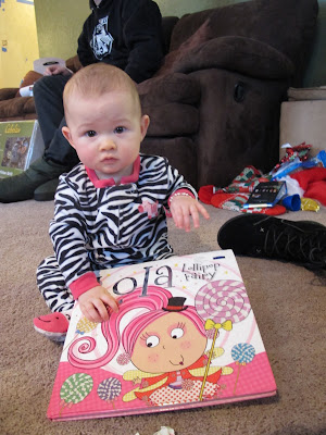 Reading For Sanity : A Book Review Blog: Lola the Lollipop Fairy - Lara ...