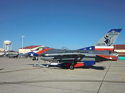 Randolph Air Force Base 2011 Air Show: F-16 Fighting Falcon