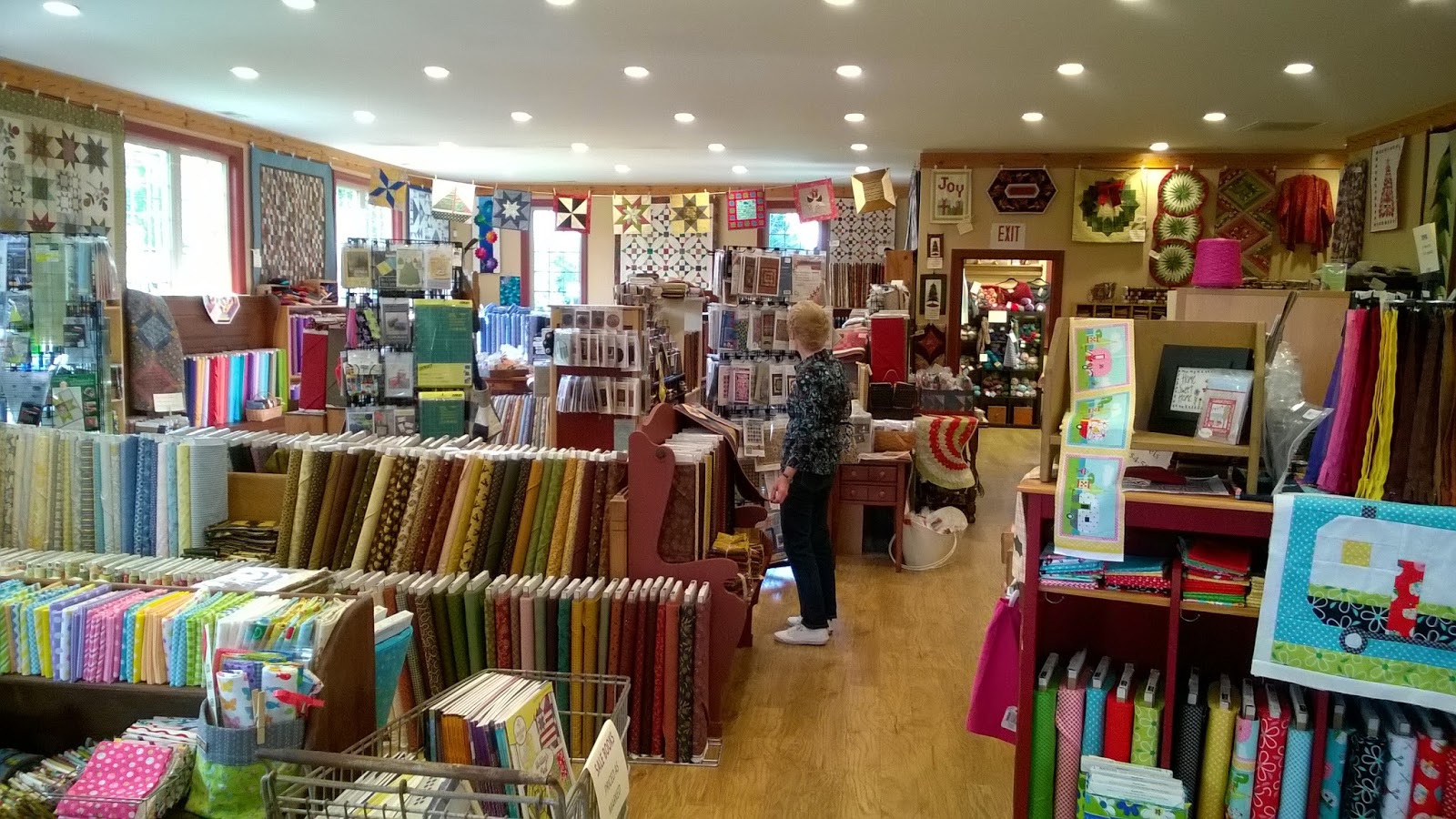 Quiltingartist Beach, Lighthouses, Quilt Shops.. and Relaxation!