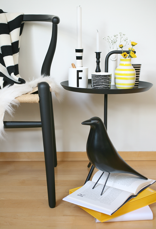 mesa HAY, Eames house bird y silla CH24