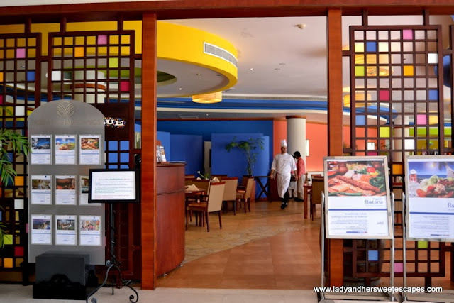 Mozaique restaurant at Fujairah Rotana Resort and Spa