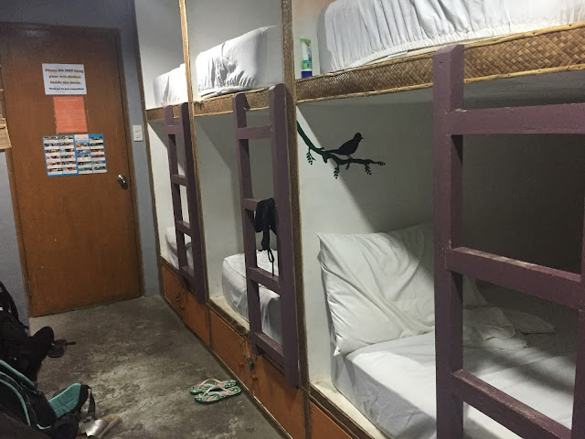 mnlbeach-hostel-room