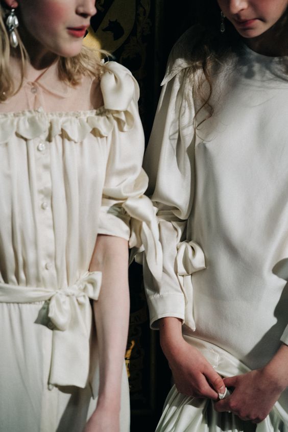 Backstage at Simone Rocha Spring-Summer 2018 by Le 21ème | Cool Chic ...
