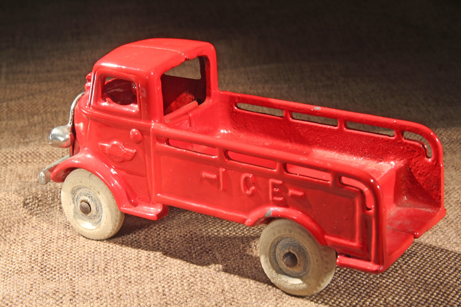 Old Antique Toys To Buy or Not to Buy, That is The Question