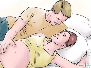 cara berhubungan intim saat hamil