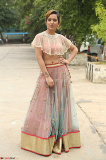 Aafia Bhardwaj looks stunning in transparent pink small choli chunni ghargra at launch of India Silk Expo ~ Exclusive Celebrity Galleries 010