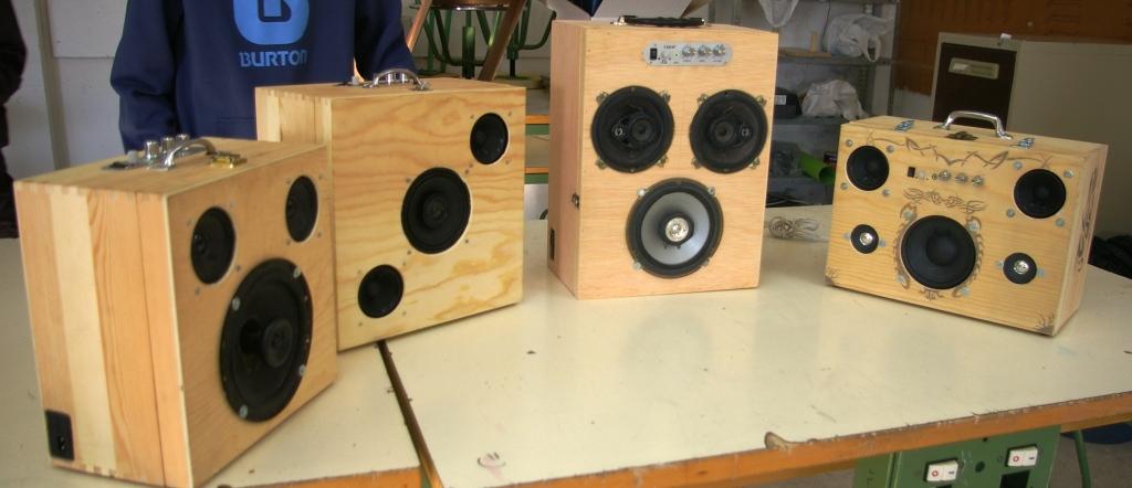 MARGTECNOLOGÍA: Cómo hacer un amplificador portátil para el móvil