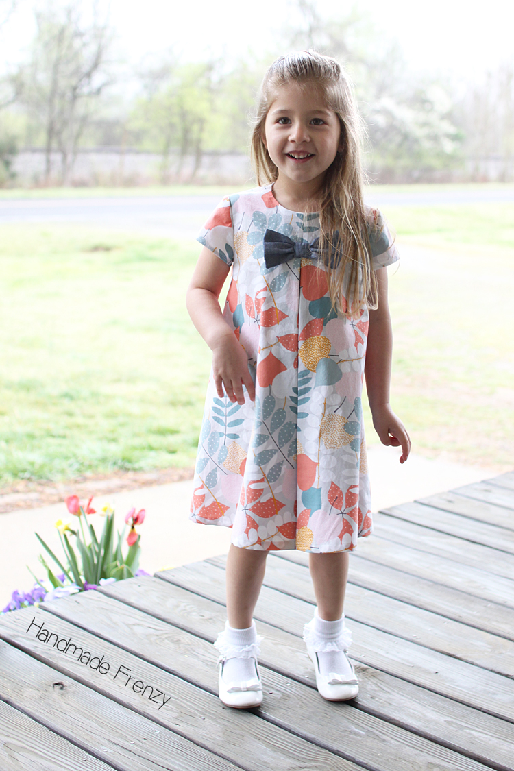 Eleena Dress for Easter // Sewing For Girls 