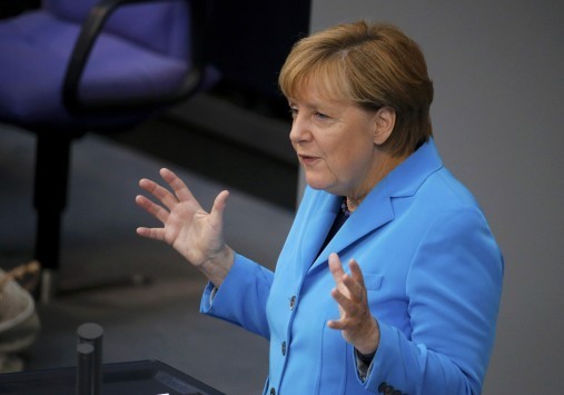 Η Γερμανία έθεσε εκτός ισχύος τη Συνθήκη Σένγκεν! - "Στέλνει" τους πρόσφυγες στο Νότο - Σύμφωνη η Κομισιόν!  