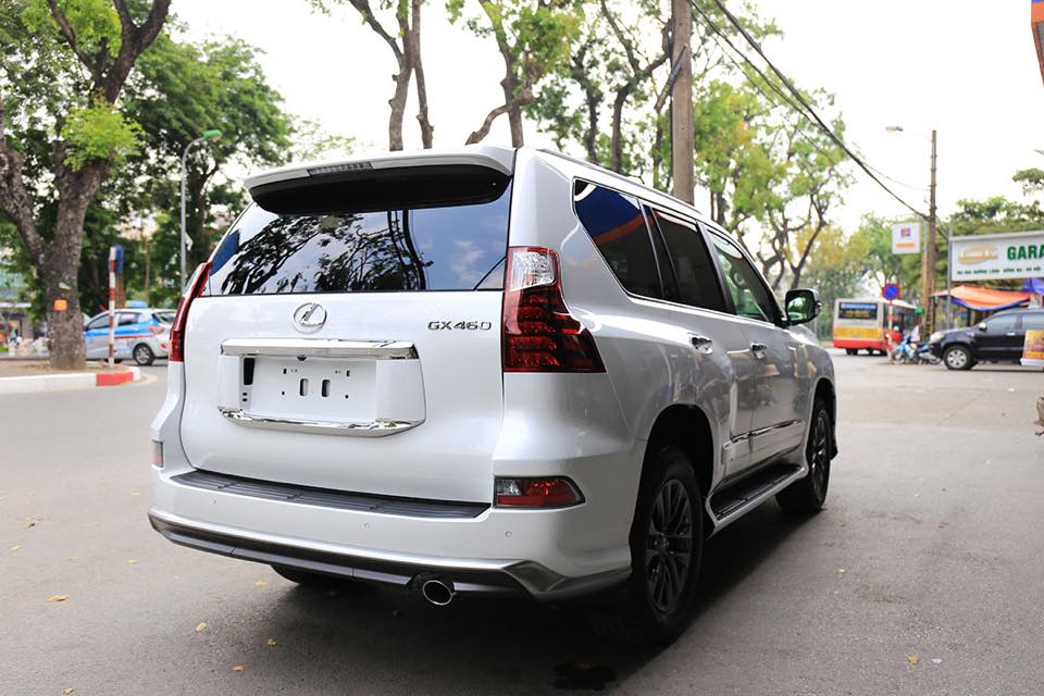 Xe 7 Chỗ Lexus GX 460 Đời Mới Nhất Màu Trắng Nhập Khẩu Nguyên Chiếc Giao Ngay
