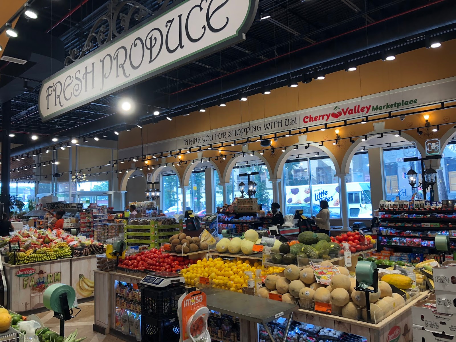 TOUR Cherry Valley Marketplace Williamsbridge