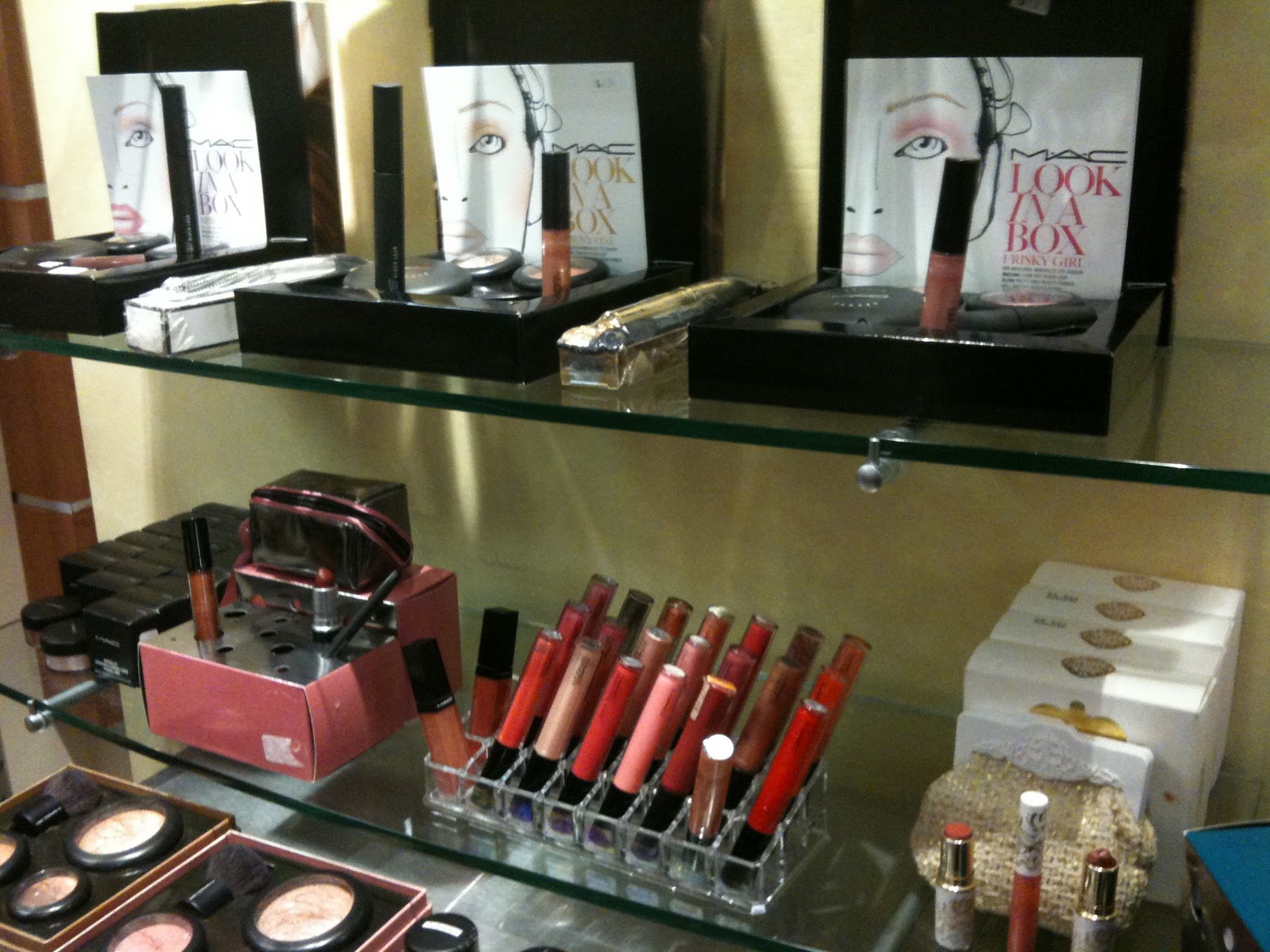 Women Fashion Make Up Accessories Cosmetics Lipstick Cosmetic