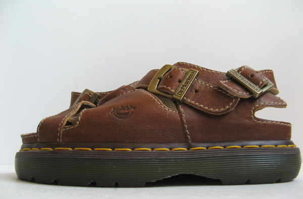 doc marten sandals youth