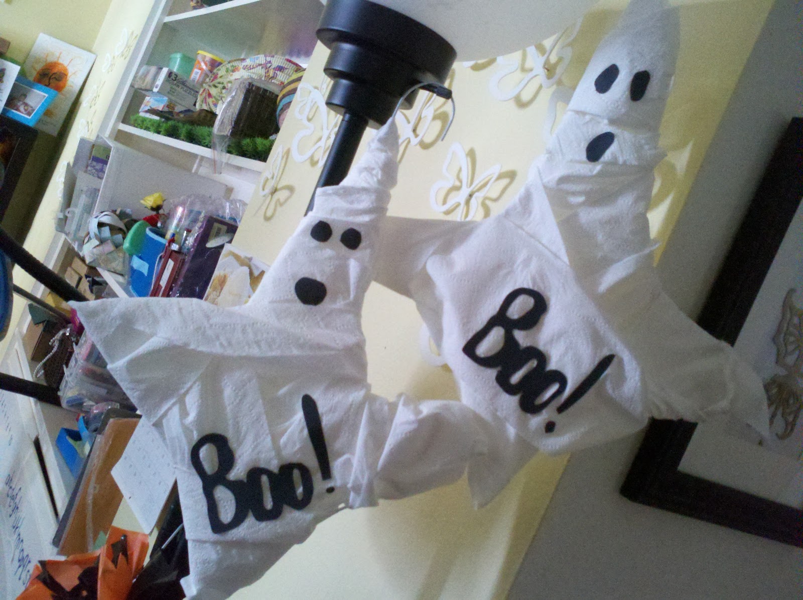 Crafter on a Budget Shopping Bag Ghost Tutorial Guest Post