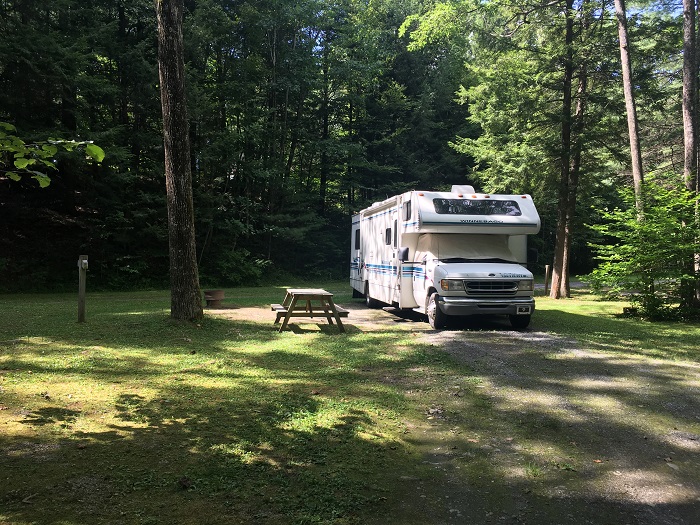 Traveler's Review Review Rest N' Nest Campground, East Thetford, VT