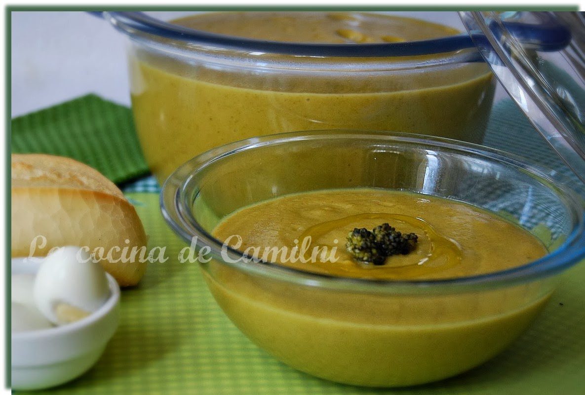 Crema de brócolis a mi manera (La cocina de Camilni) Crema de brócolis a mi manera (La cocina de Camilni)