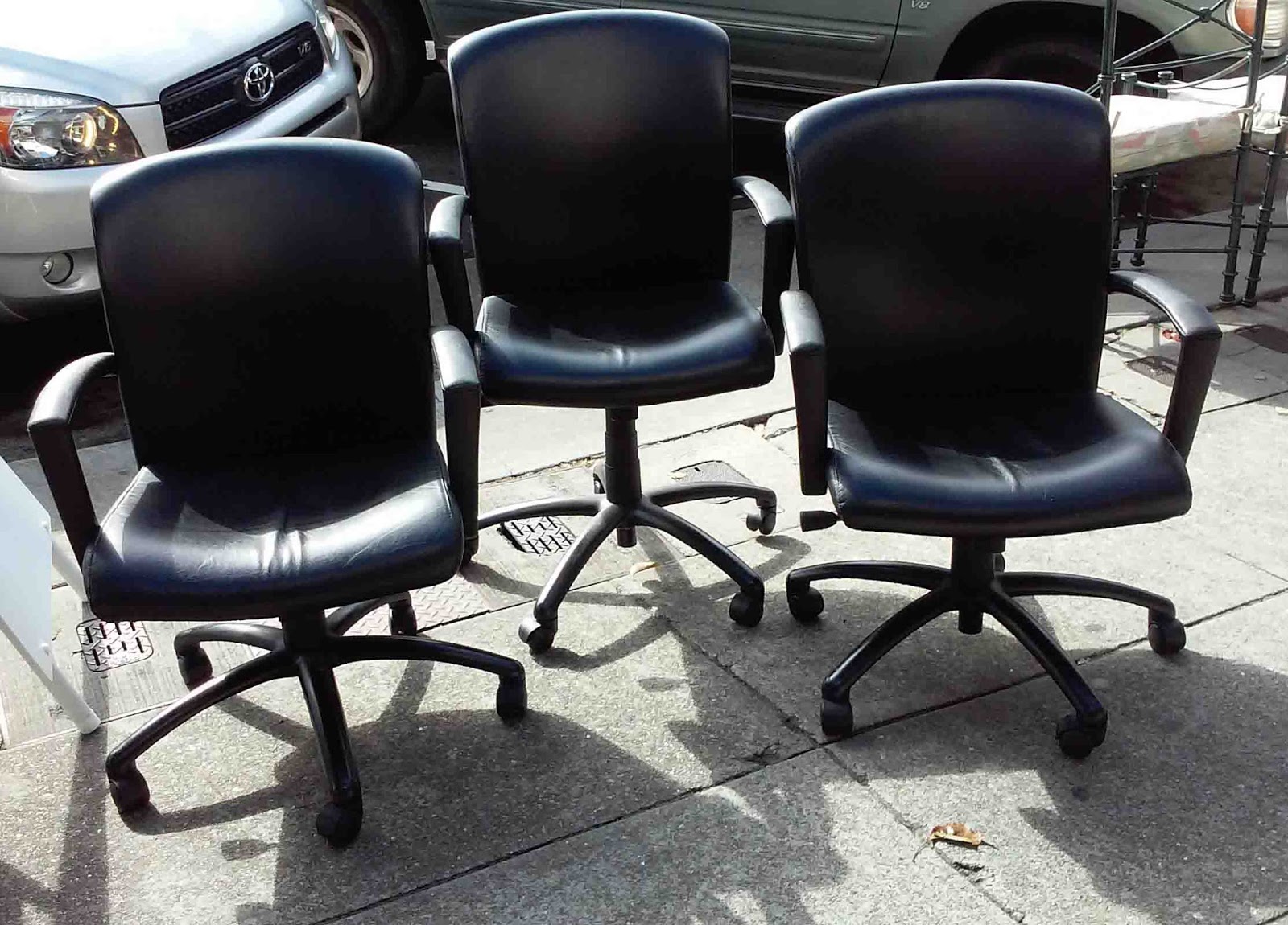 UHURU FURNITURE & COLLECTIBLES SOLD 3 Black Rotating Office Chairs