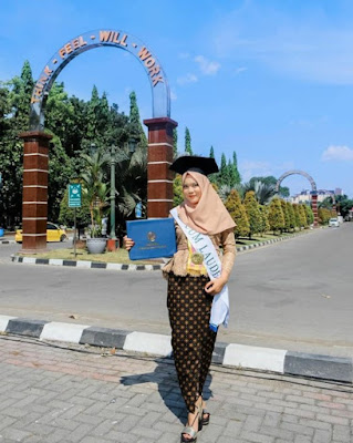 gambar model kebaya wisuda modern terbaru gambar model kebaya wisuda modern terbaru