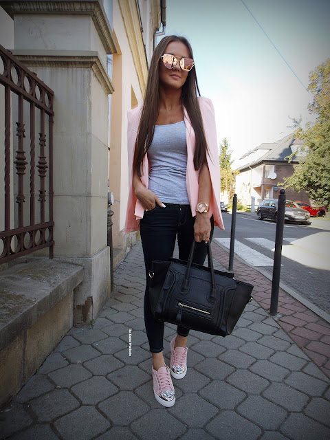 a7.JPG