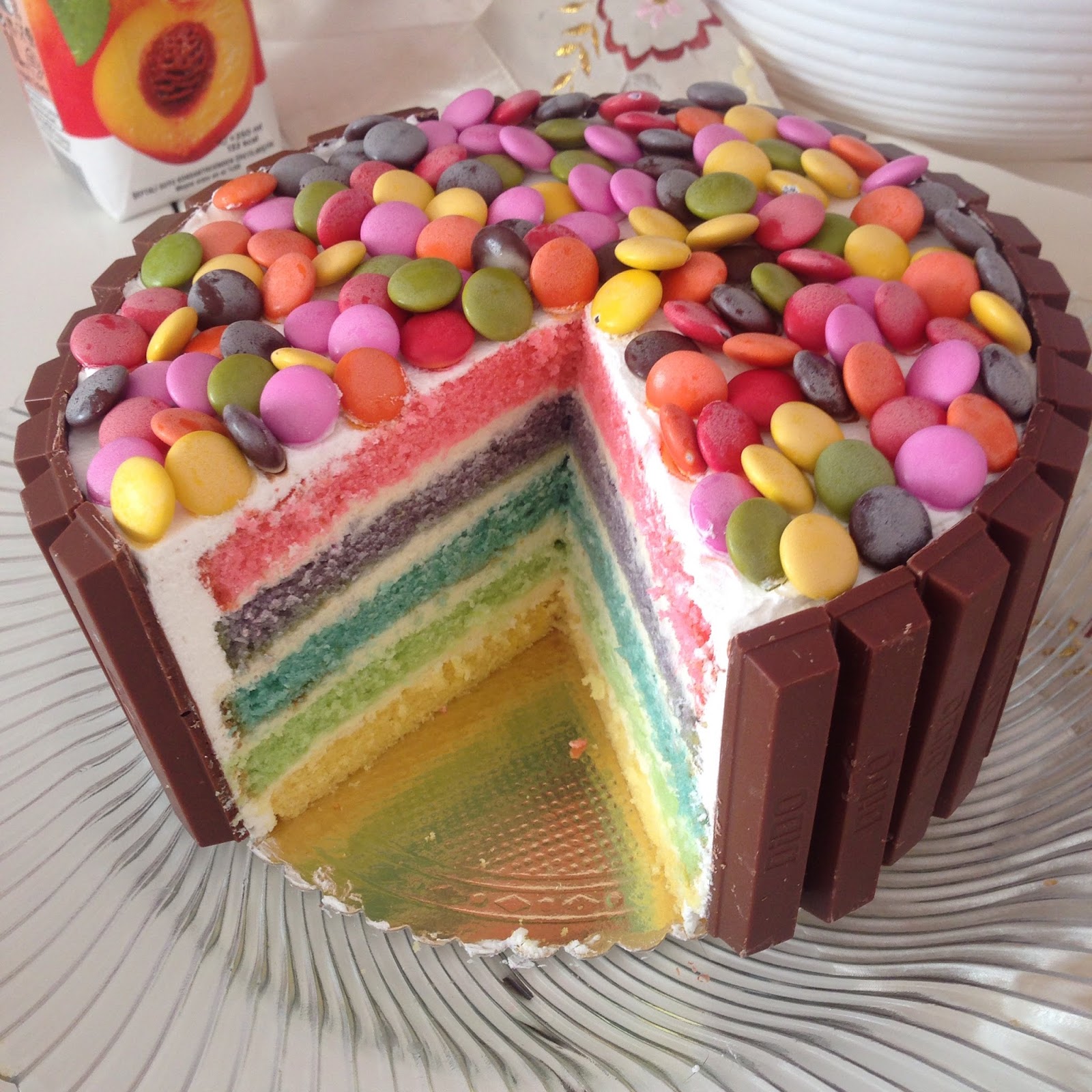 SEVGİYLE PASTA GÖKKUŞAĞI PASTA