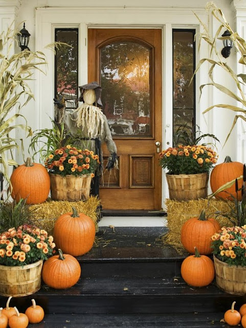 Decorating Your Outdoor Entry for Fall | Driven by Decor