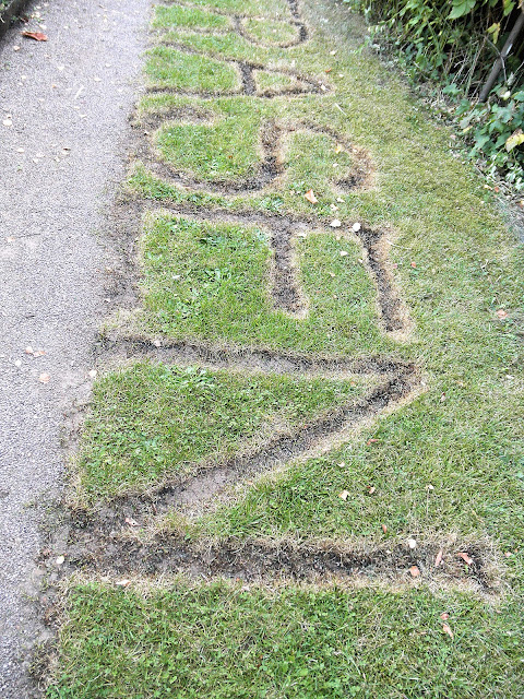 two lives Einklang / Künstler Werkstatt Atelier: September 2011