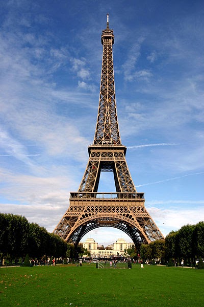 Qui A Construit La Tour Eiffel Rafa !: Qui a construit la tour Eiffel ? En quelle époque? Et pourquoi?