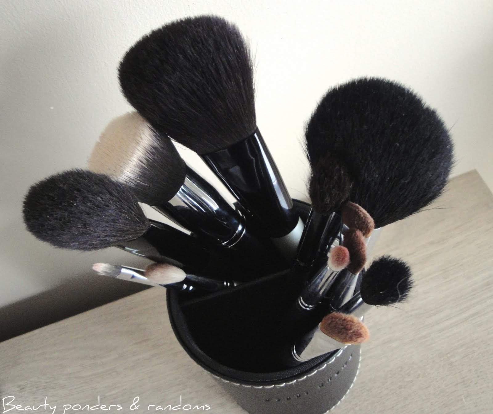Beauty ponders Brushes storage & Bobbi Brown