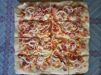 Resep Pizza Rumahan ( Simple Homemade Pizza Recipe )