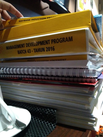 Sukses Multidimensi Pengantar Cerita Bankir Muda Mdp Maybank