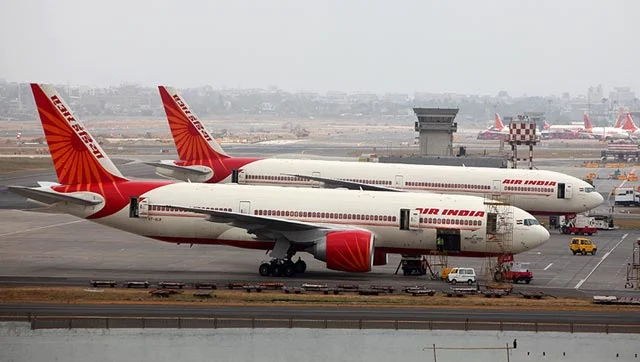 Air India, Air India crew members, Riyadh to Mumbai, flight AI 922, Captain forgot to announce landing