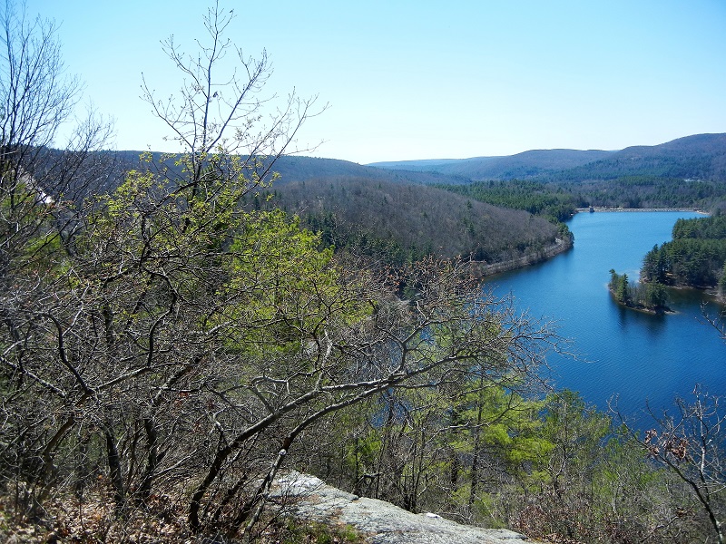 GranWood Explores Hike 26 Tunxis Trail (Lake McDonough
