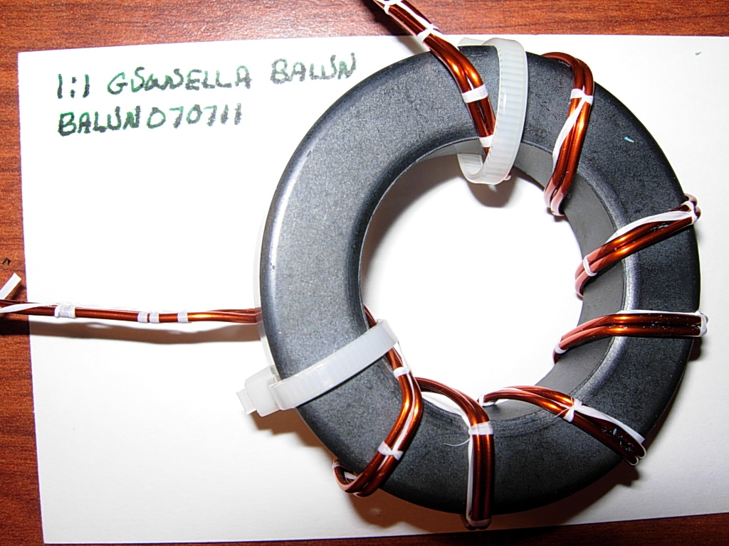 W7YV Ham Radio RF Baluns and 20M Vertical Antenna Photos