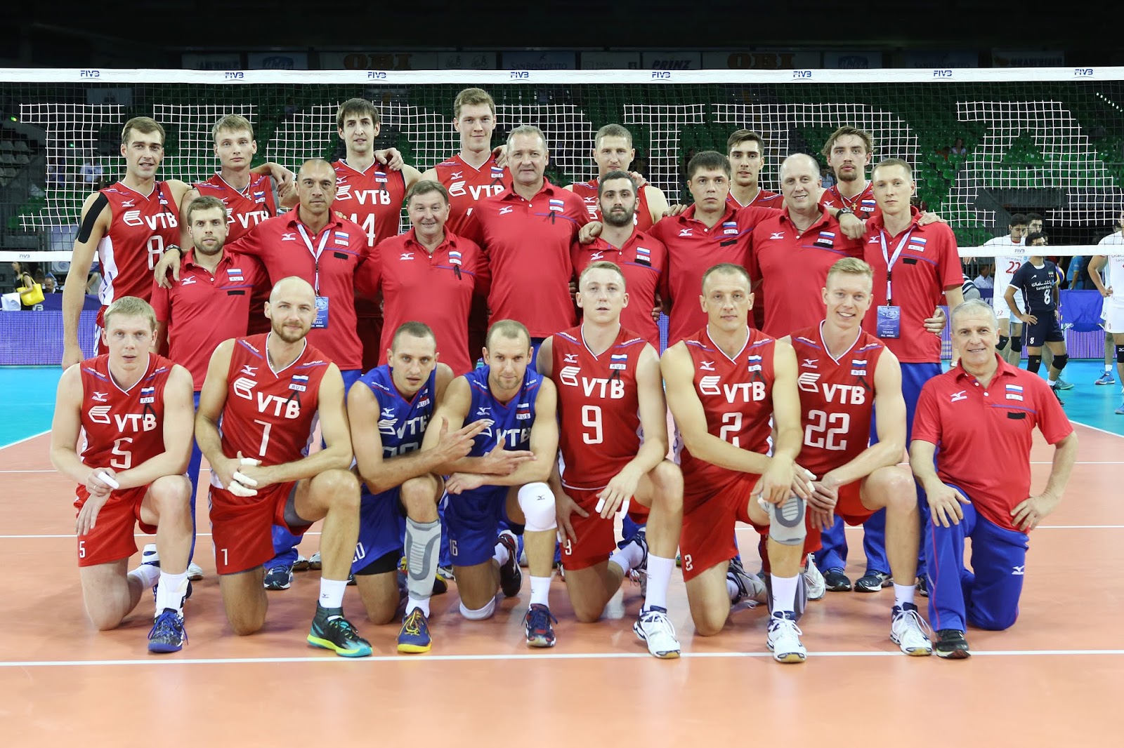 "Virada de mesa" na Liga Mundial de Vôlei salva a Rússia do