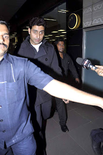 Abhishek Bachchan returns from Chicago 